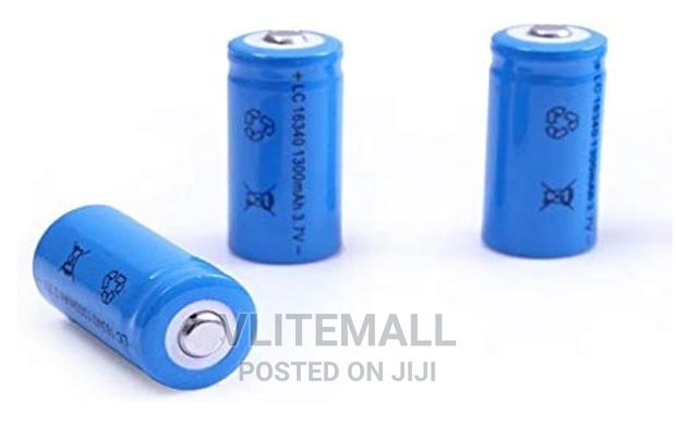 2pcs 3.7v 1300mah Rechargeable Battery · Photo 1