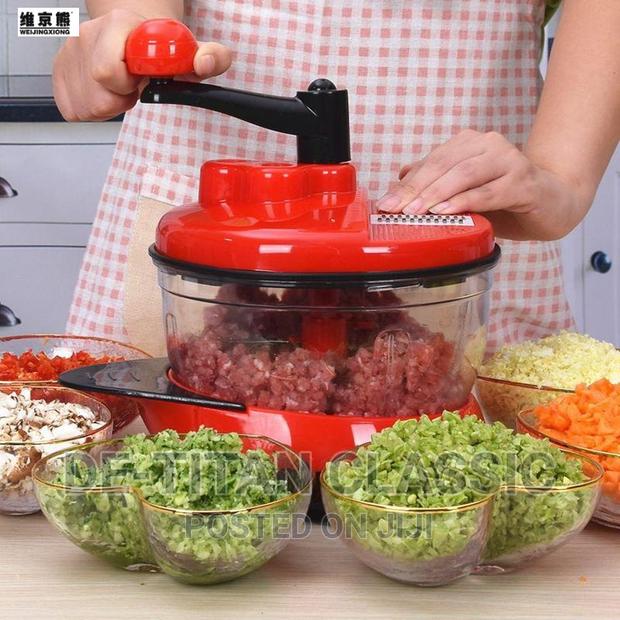 Manual Handheld Food Processor/Blender · Photo 2