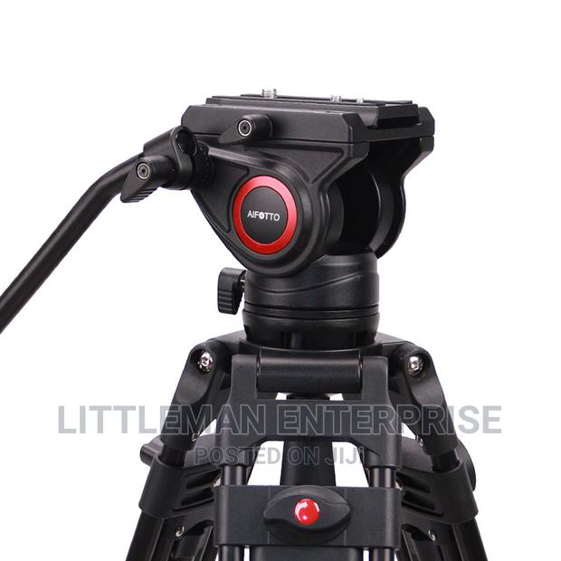 Camera Tripod Stand (Heavy Duty) · Photo 1