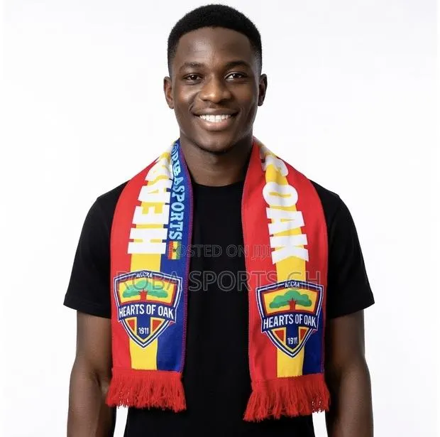 Accra Hearts of Oak Scarf · Photo 1
