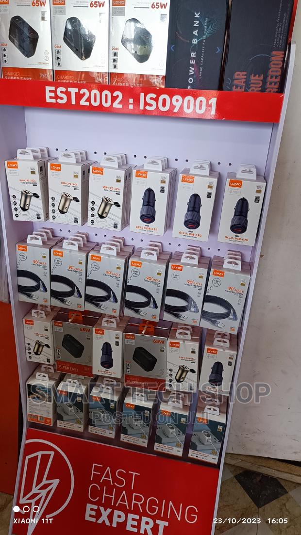 65 Watts LDNIO Heavy Duty Power Adapter Laptops, Phones, Tab · Photo 8