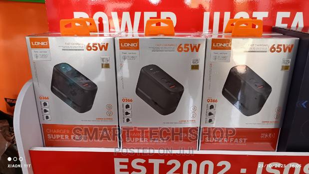 65 Watts LDNIO Heavy Duty Power Adapter Laptops, Phones, Tab · Photo 7