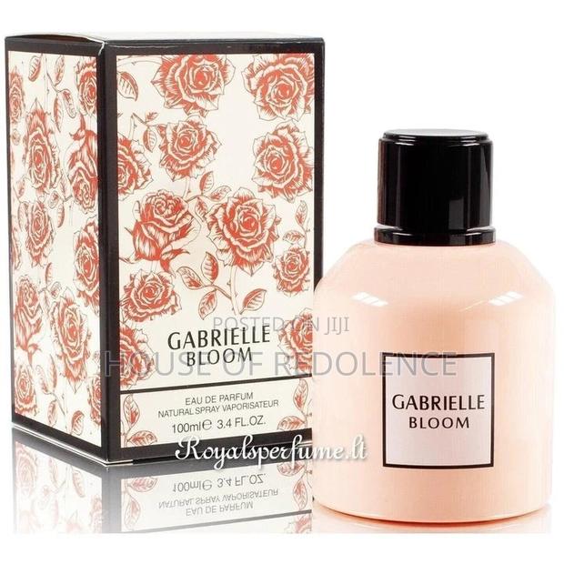 Gabrielle Bloom · Photo 1