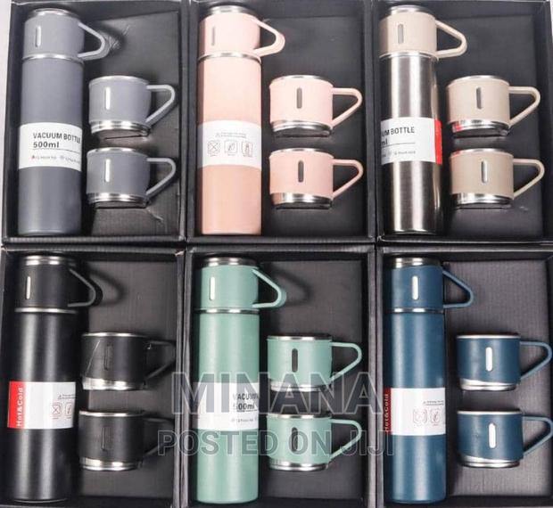 Beverage Flasks · Photo 2