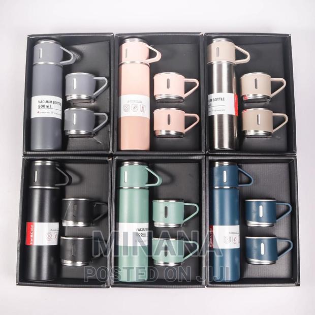 Beverage Flasks · Photo 3