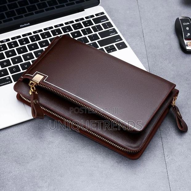 Quality Leather Purse · Photo 3