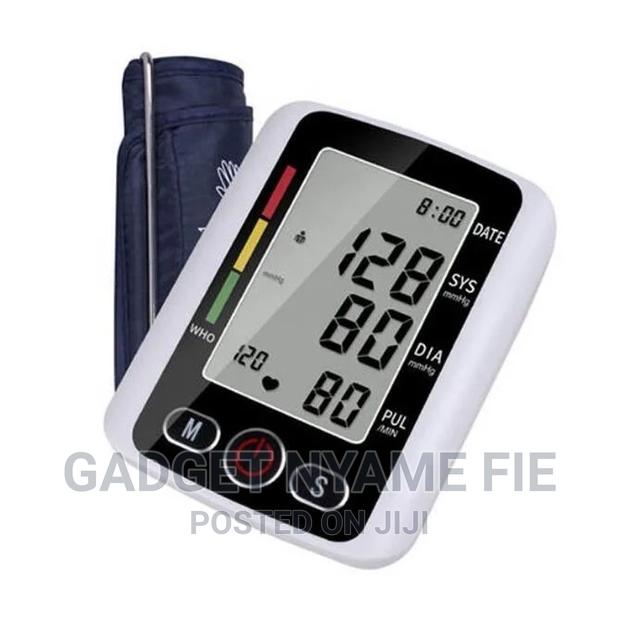 Electronic Sphygmomanometer Upper Arm Blood Pressure Monitor · Photo 1