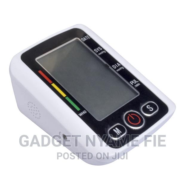 Automatic Blood Pressure Gauge Sphygmomanometer · Photo 2