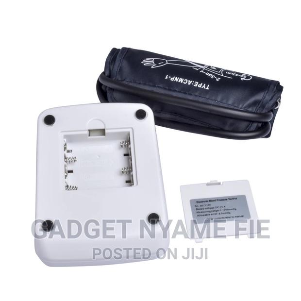 Automatic Blood Pressure Gauge Sphygmomanometer · Photo 3