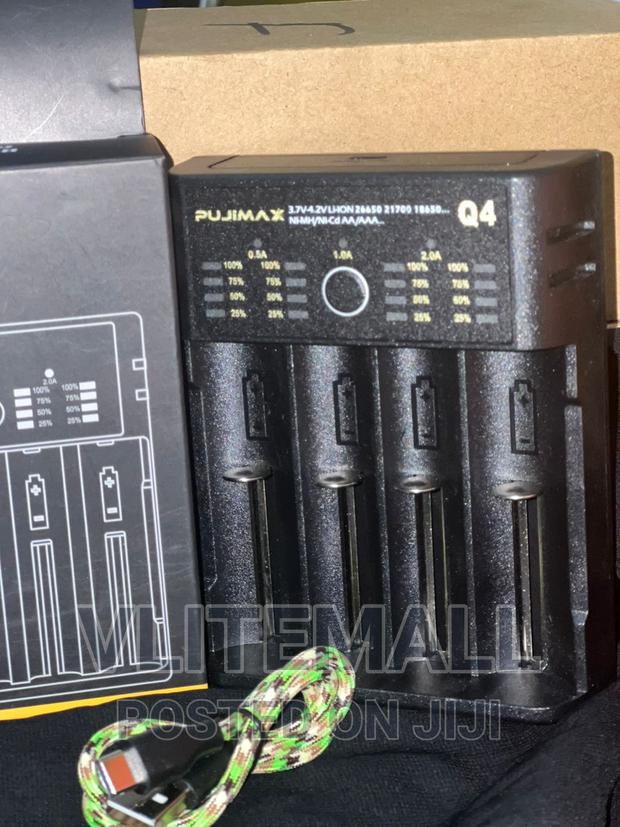 4slot USB Battery Charger - PUJIMAX · Photo 2