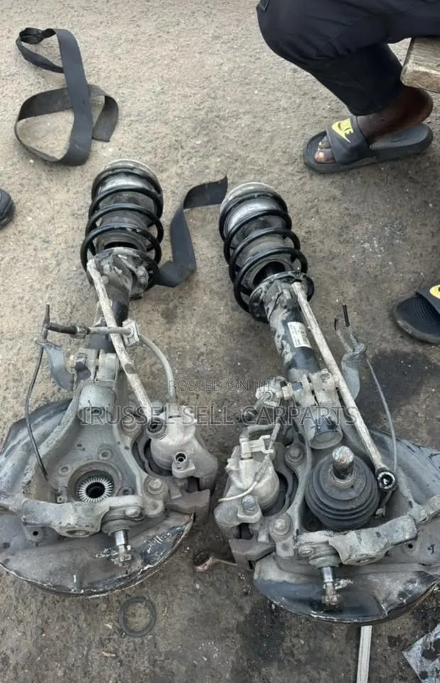 Honda CRV 2018 2019 2022 2023 2024 2025 Front Shocks · Photo 1