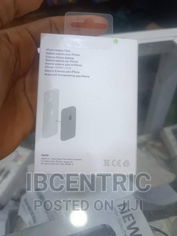 Apple Magsafe Battery Pack · Photo 2