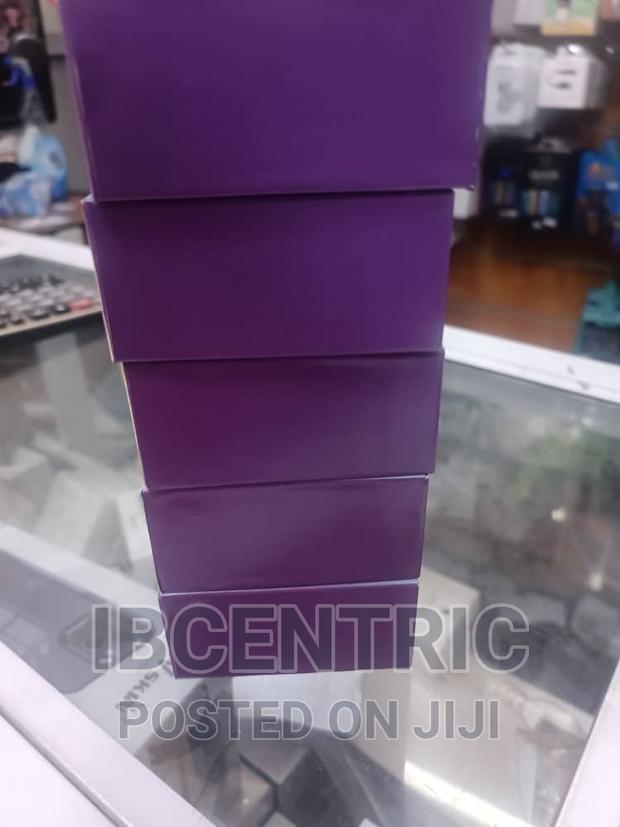 iPhone 14 Pro Max Type C Power Adapter · Photo 3