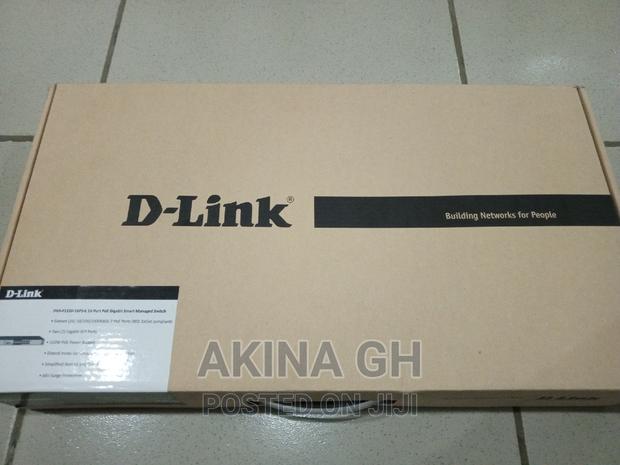 D-Link 16 Port Poe Gigabit Smart Managed Switch DGS-F1210 · Photo 1