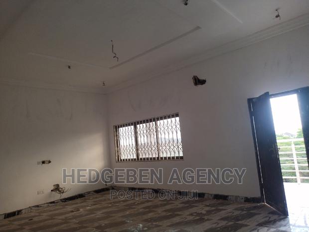 3bdrm Apartment in Oyarifa for rent · Photo 5