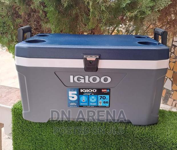 Igloo 70quart Ice Chest · Photo 3