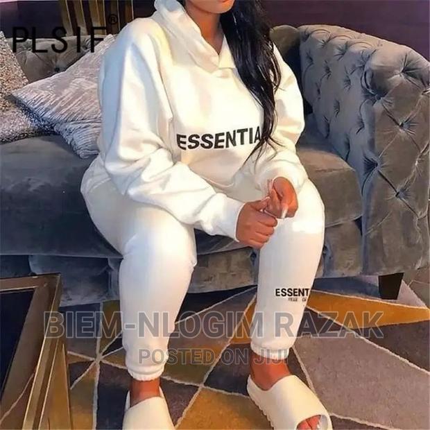 High Quality Essential Top N Down Available in Stock · Photo 1