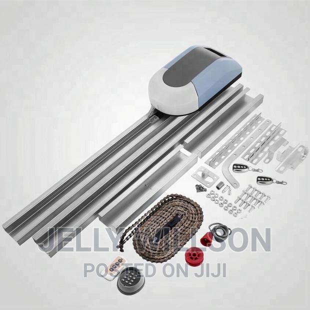 Garage Door Motor Opener · Photo 4