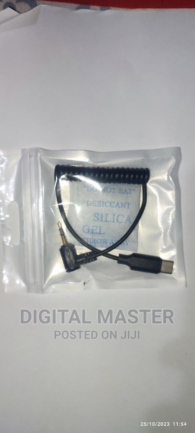 3.5mm TRS to Usb-C Audio Cable · Photo 2