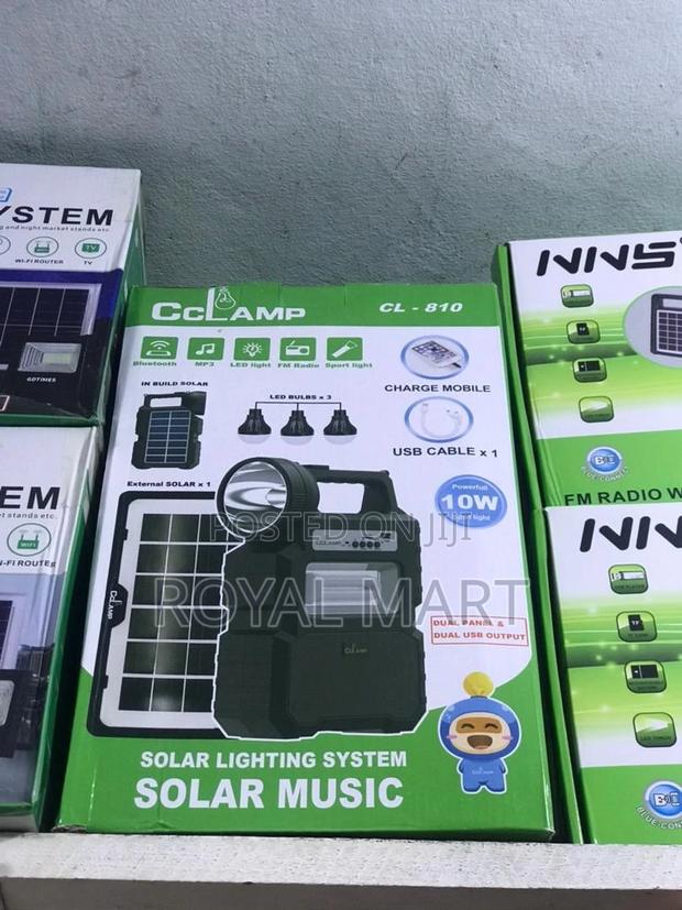 CL810 Solar Lighting System · Photo 1