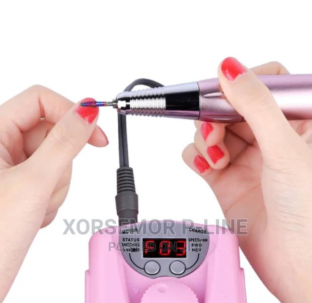Professional Nail Polish Device · Photo 1