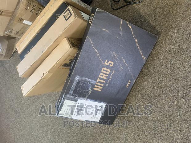 New Laptop Acer Nitro 5 8GB Intel Core i5 SSD 512GB · Photo 2