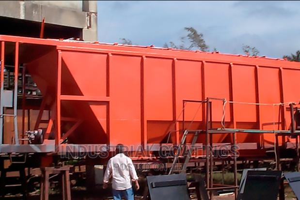 Polyflex 55 Ultra-Chem Plus, Anti-Rust, Anti-Corrosion Marine Paint · Photo 4