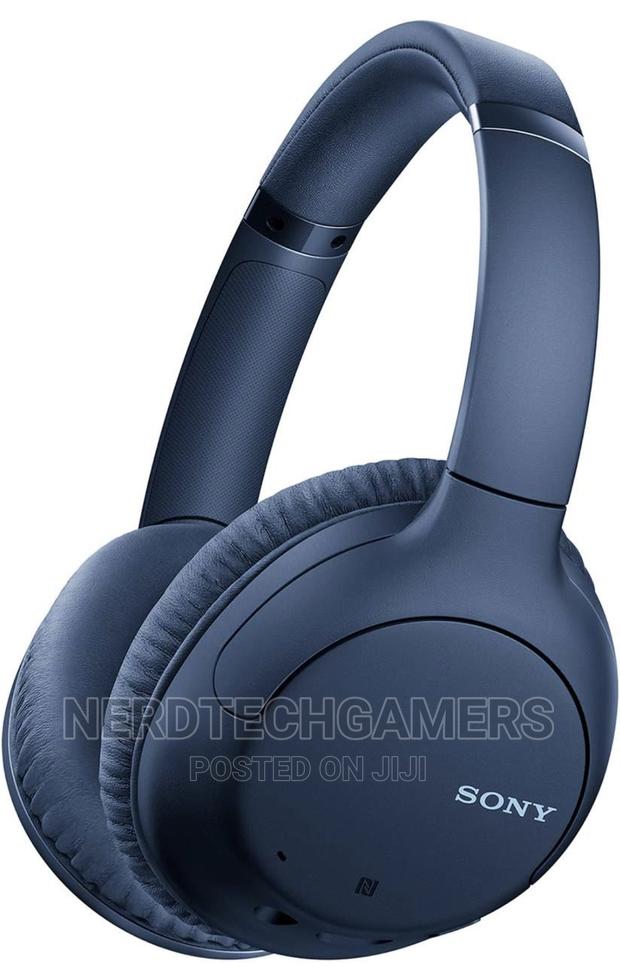 Sony WH-CH710N Active Noise Cancelling Wireless Headphones · Photo 2