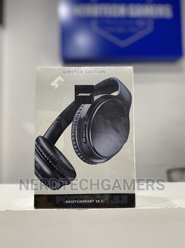 Bose Quietcomfort 35 Wireless Bluetooth Headphones,- Black · Photo 1