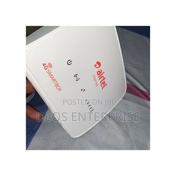 Airtel 4G LTE Smart Universal Router(No Power Bank) · Photo 1