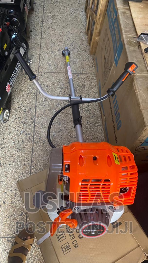 Gasoline Brass Cutter · Photo 4