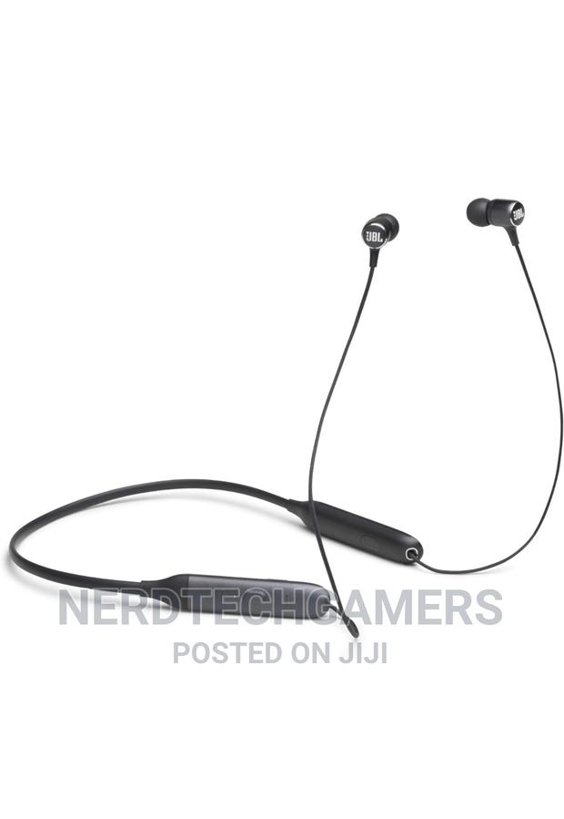 JBL Live 220bt · Photo 2