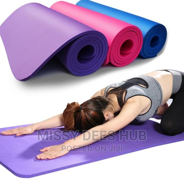 Premium Yoga Mats · Photo 6