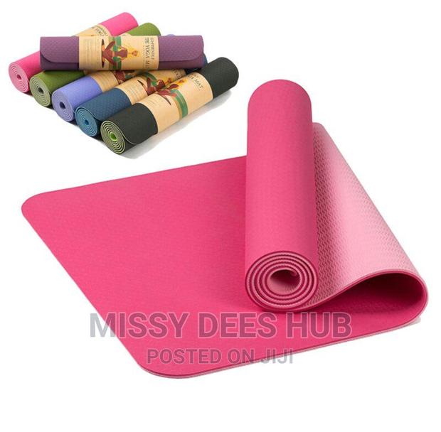 Premium Yoga Mats · Photo 5