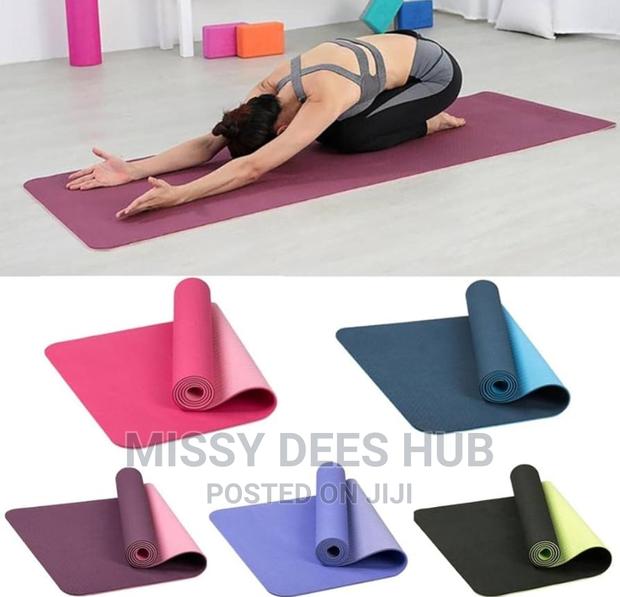 Premium Yoga Mats · Photo 8