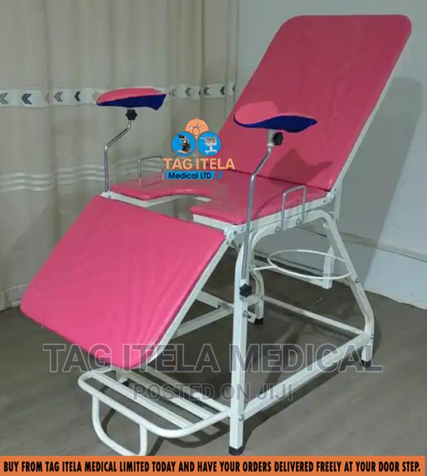 Delivery Bed (4legs Coated) · Photo 1