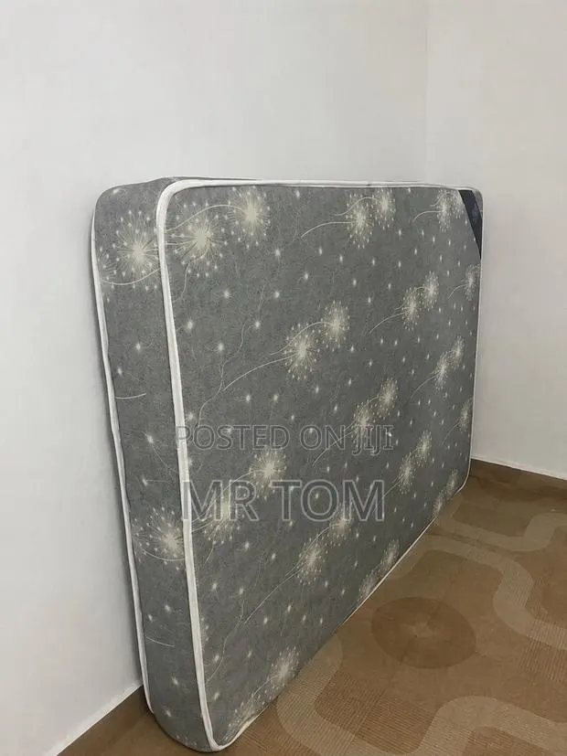Double Bed Mattress · Photo 1