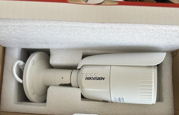 Hikvision Ip 4MP 2.8 to 12 Mm Motorized Varifocal Lens · Photo 2