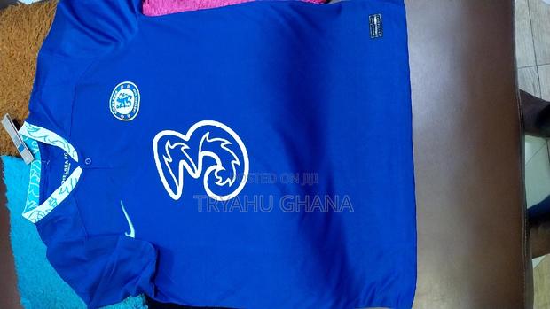 Shop Original Chelsea FC Football Home Jersey · Photo 1