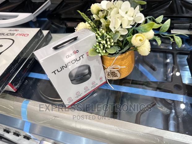 Wireless Airpod Black Audiio Tuneout 301 Black · Photo 1