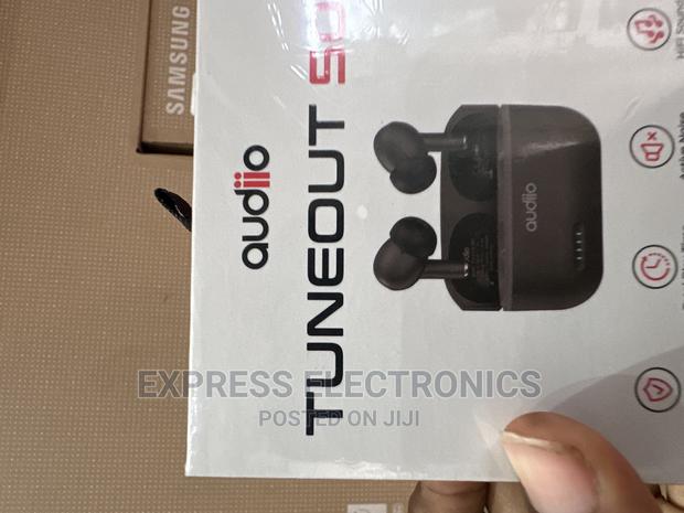 Lovely Sleek Audiio Tuneout 501. · Photo 1