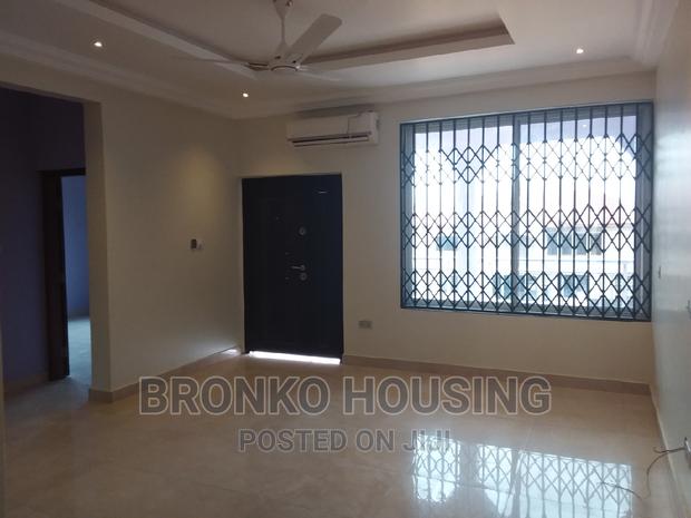 3bdrm Apartment in Bronko Housing, Spintex for rent · Photo 6