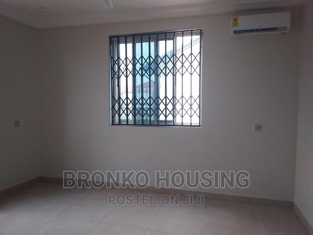 3bdrm Apartment in Bronko Housing, Spintex for rent · Photo 8