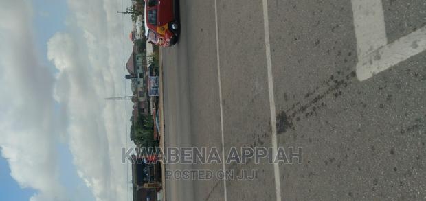 Shop or Store Is for Rent at Atonsu and Ahinsan · Photo 2
