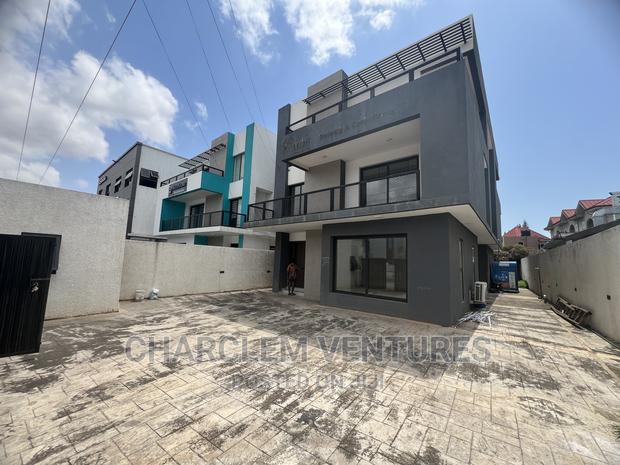Office Space for Rent at East Legon-American House · Photo 2