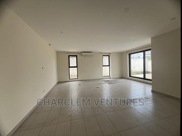 Office Space for Rent at East Legon-American House · Photo 5