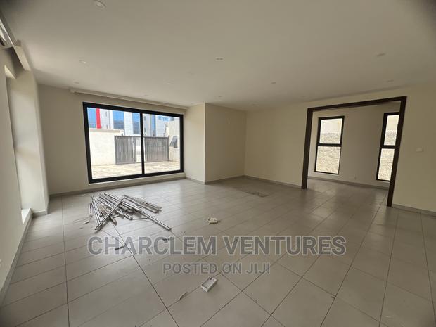 Office Space for Rent at East Legon-American House · Photo 6