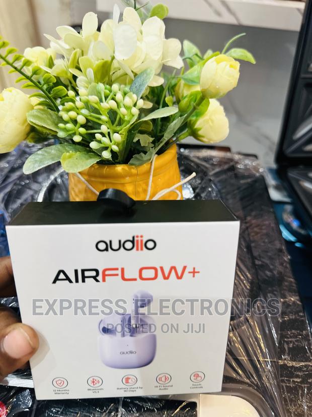 Foreign Standard Audiio Airflow+ White · Photo 1