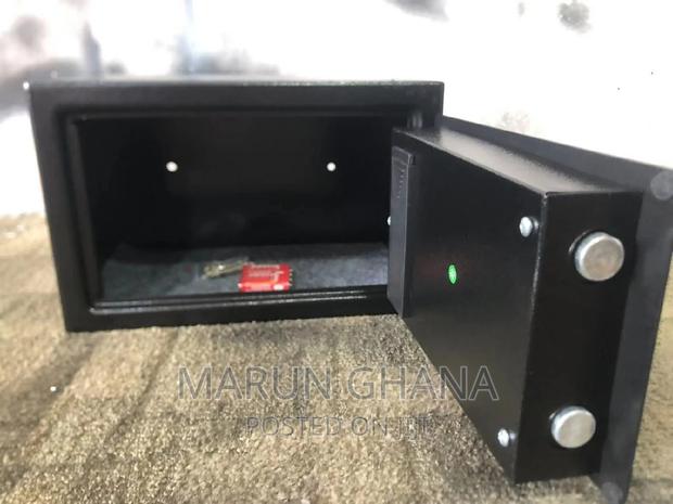 Safe Locker Box - 20E · Photo 2