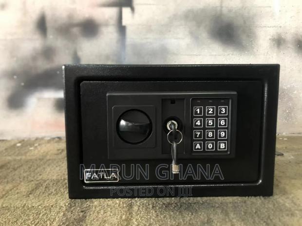 Safe Locker Box - 20E · Photo 1